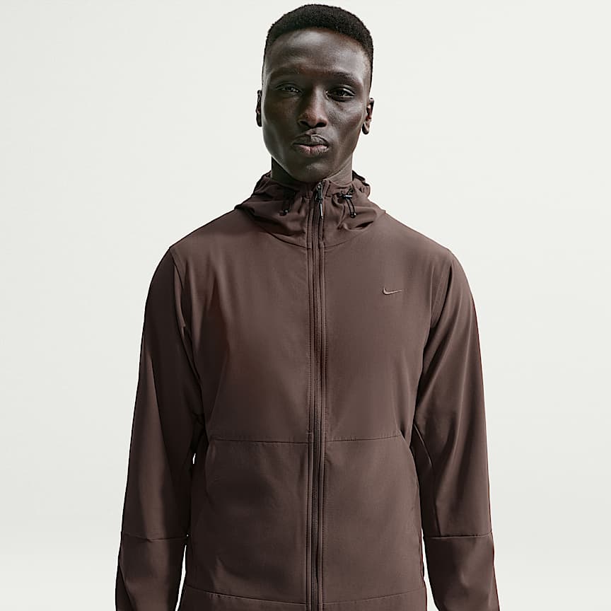 Nike Therma Men's Therma-FIT Hooded Fitness Pullover. Nike.com